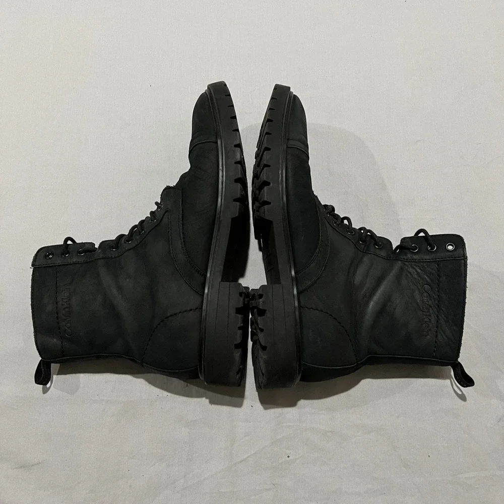 Calvin Klein Lorenzo Mens Black Suede Leather Lace Up Lug Sole Combat Boots 10